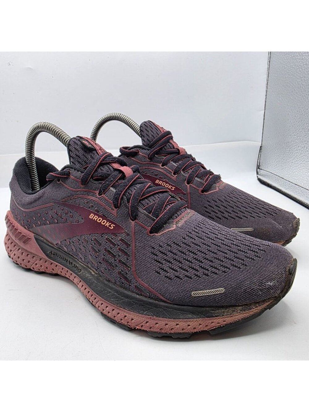Brooks Adrenaline 21 Womens Size 8.5 Black Pink Athletic Running Shoes Casual